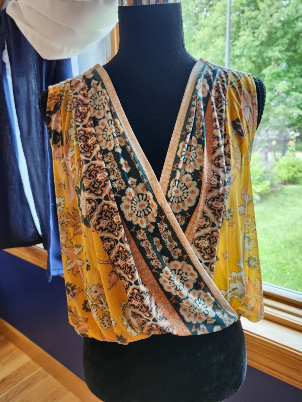 Free People Boho-Inspired Mustard Floral Faux Wrap Sleeveless Top Medium - Picture 2 of 10